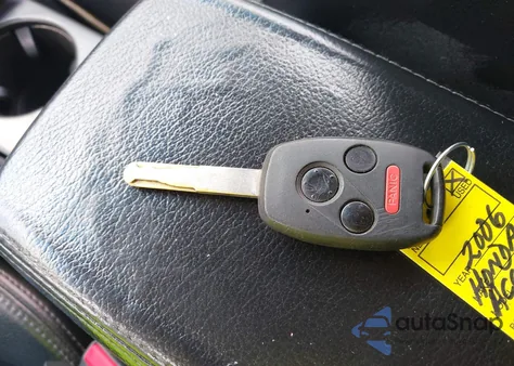 2006 Honda Accord 3.0 Ex z USA, uszkodzony, nr VIN 1HGCM66536A034381